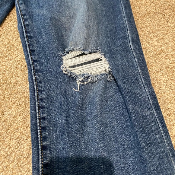 Levi’s 724 High rise straight crop jeans. Size 28. - Picture 2 of 9